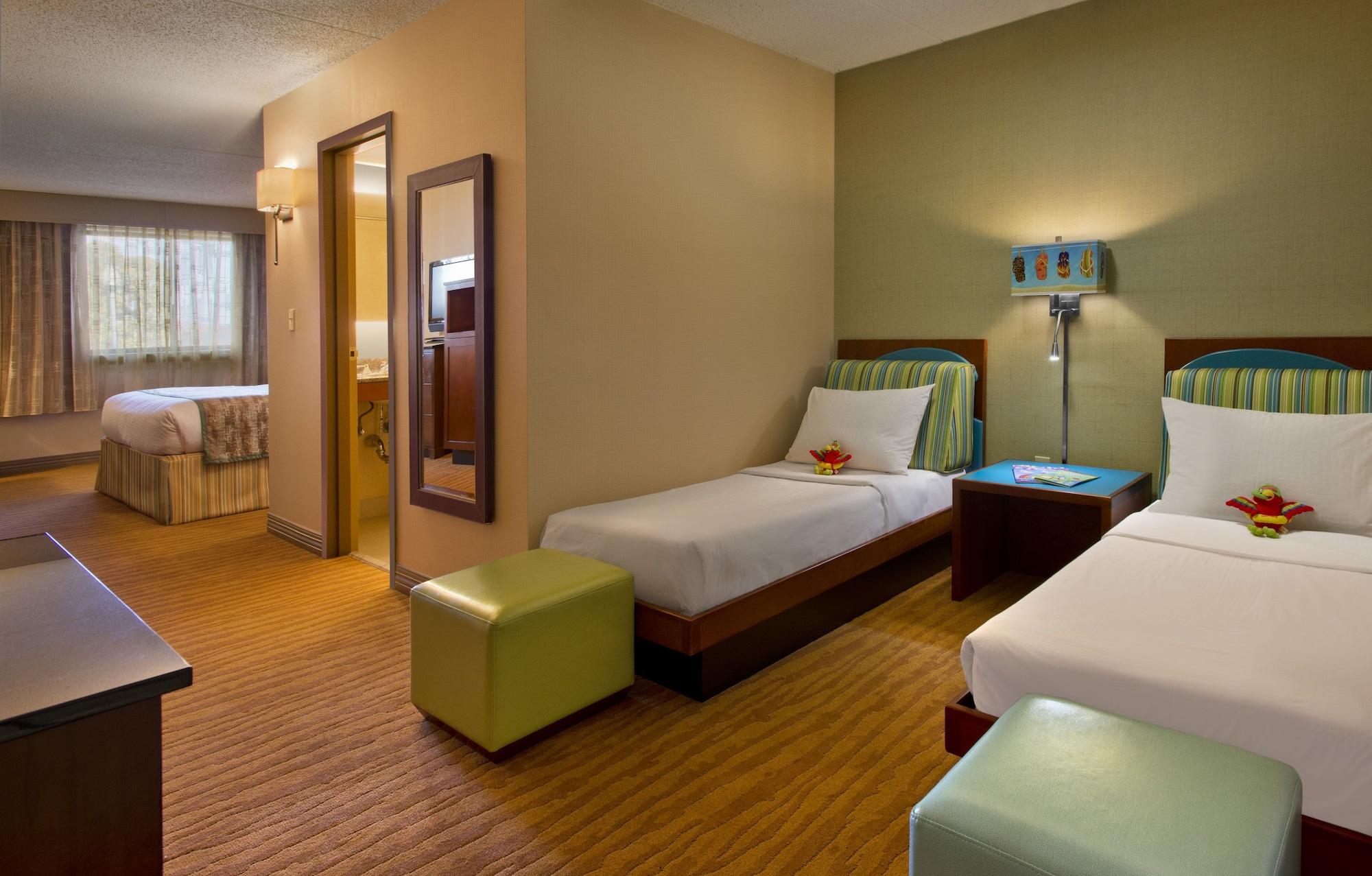 Doubletree Boston North Shore Danvers Exterior photo